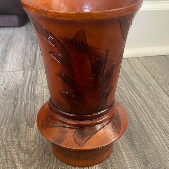 Polynesian Wooden Vase - Picture 4 of 11
